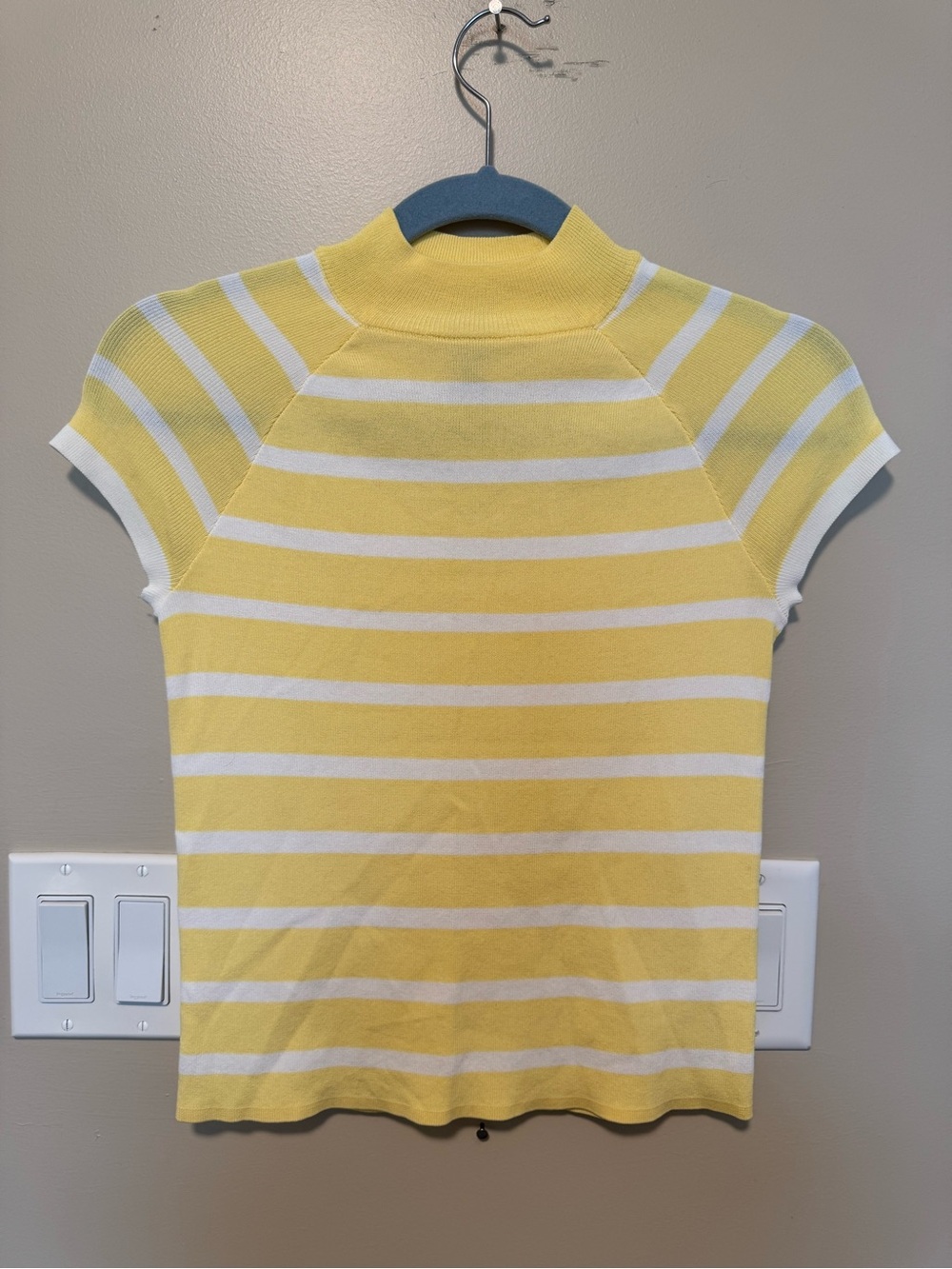 Worthington Yellow & White Striped Short Sleeve Knit Top